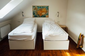 Hostel ví dụ